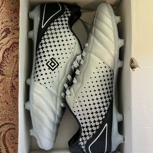 Men’s Size 12 Superflight-1 Soccer Cleats